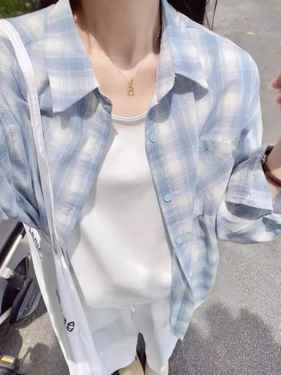 Blue Plaid Loose Casual Long Sleeve Thin Shirt Women's Spring 2026 Collar Comfortable Soft Knitted Top Commute Style
Blue Plaid Loose Casual Long Sleeve Thin Shirt Women's Spring 2026 Collar Comfortable Soft Knitted Top Commute Style
