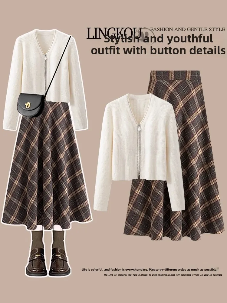 plus Size Spring Knitted Sweater And Plaid Skirt Set Soft Cozy High Waist Slimming Women's Fashion Two-Piece Ensemble
plus Size Spring Knitted Sweater And Plaid Skirt Set Soft Cozy High Waist Slimming Women's Fashion Two-Piece Ensemble
