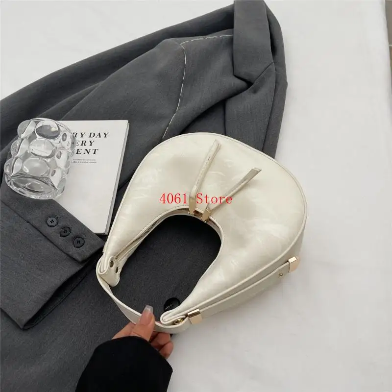 Women Simple Armpit Bag PU Leather Shoulder Bag Half Moon Handbag and Purse
Women Simple Armpit Bag PU Leather Shoulder Bag Half Moon Handbag and Purse