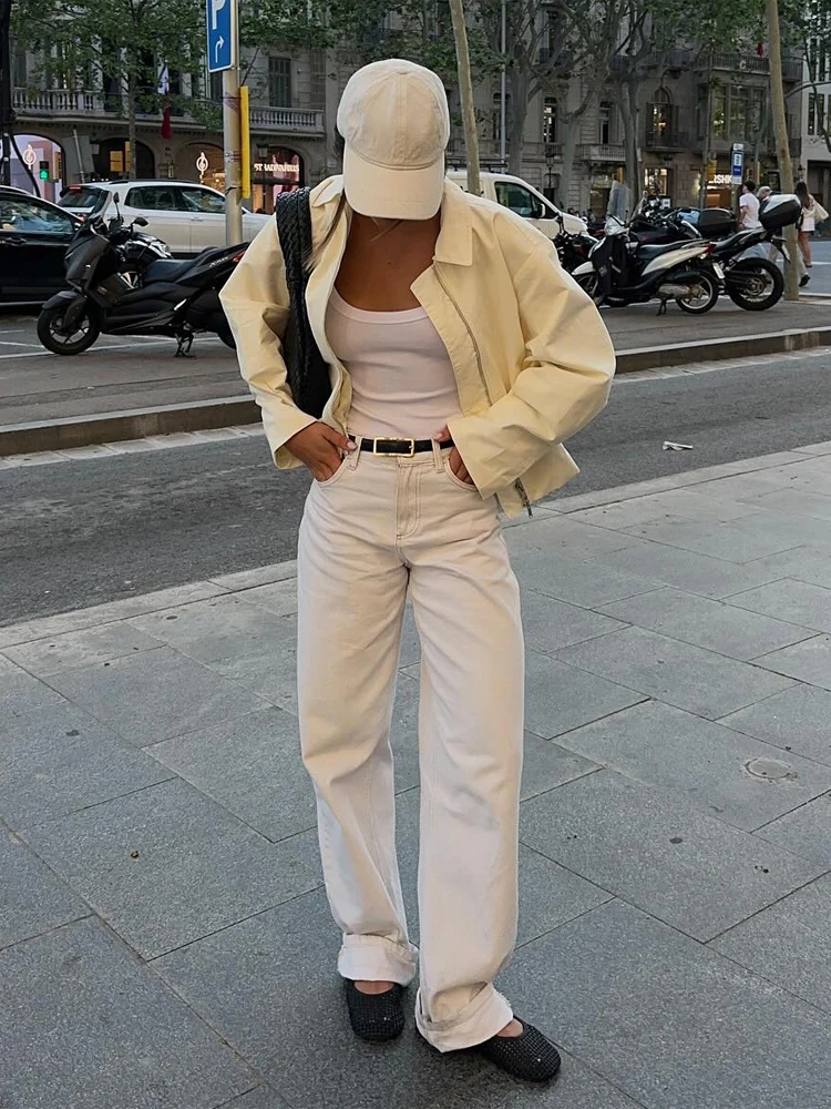 Women's Casual Solid Lapel Short Jacket Trendy Full Sleeves Zipper Pockets Loose Jackets Top 2026 New Spring Summer Casual Wear
Women's Casual Solid Lapel Short Jacket Trendy Full Sleeves Zipper Pockets Loose Jackets Top 2026 New Spring Summer Casual Wear