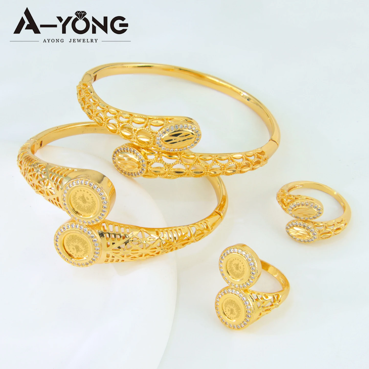 Luxury Saudi Gold Bracelet Set 21k Gold Plated High Quality Nigeria Wedding Cuff Bangles Ring Dubai Women Event Party Jewelry
Luxury Saudi Gold Bracelet Set 21k Gold Plated High Quality Nigeria Wedding Cuff Bangles Ring Dubai Women Event Party Jewelry