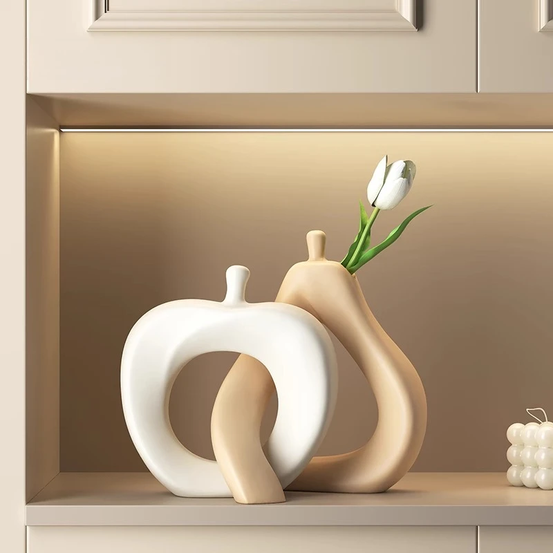 Minimalist Art Ornaments Apple Pear Vase Sculpture Office Coffee Table Ornament Living Room Desktop TV Cabinet Statues Crafts
Minimalist Art Ornaments Apple Pear Vase Sculpture Office Coffee Table Ornament Living Room Desktop TV Cabinet Statues Crafts