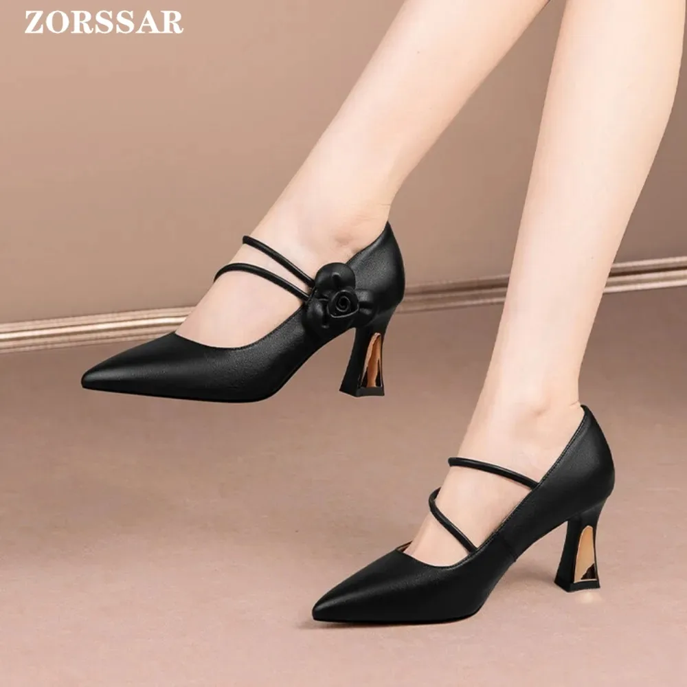 Mary Jane Shoes Elegant Women Pumps Flower Genuine Leather Women Banquet Shoes Pointed Toe High Heels Large Size 33-43
Mary Jane Shoes Elegant Women Pumps Flower Genuine Leather Women Banquet Shoes Pointed Toe High Heels Large Size 33-43