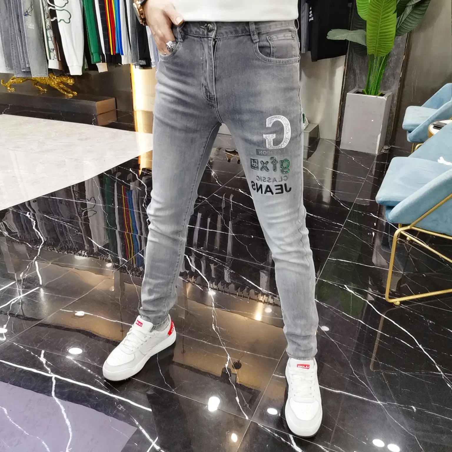 New Korean Fashion Designer Men's Jeans Stylish Slim Fit Men's Jeans Spring Autumn Solid Color Streetwear Denim Pencil Pants
New Korean Fashion Designer Men's Jeans Stylish Slim Fit Men's Jeans Spring Autumn Solid Color Streetwear Denim Pencil Pants