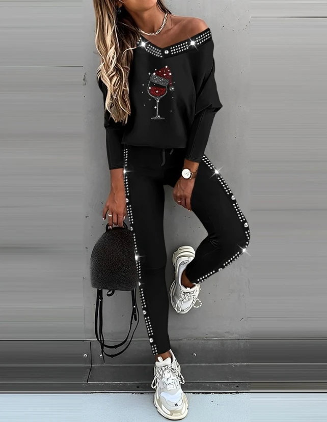 Y2K Two Piece Set Women Outfit 2023 Autumn New Fashion Casual V-Neck Christmas Rhinestone Wine Glass Pattern Top & Pants Set
Y2K Two Piece Set Women Outfit 2023 Autumn New Fashion Casual V-Neck Christmas Rhinestone Wine Glass Pattern Top & Pants Set