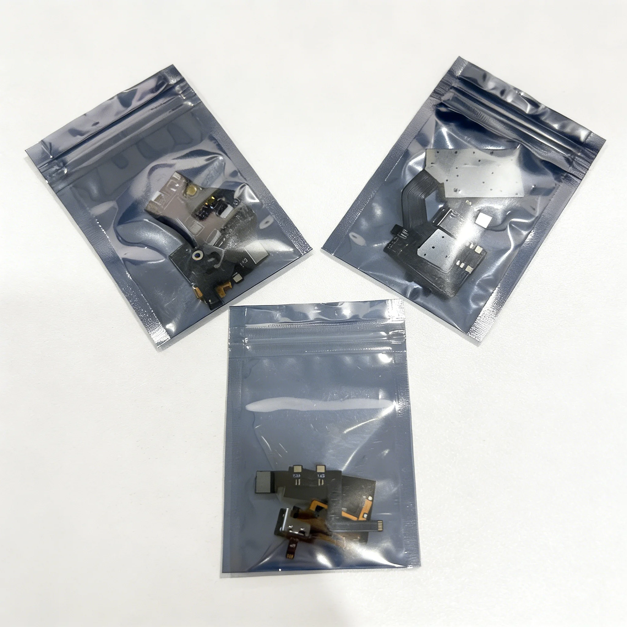 1 Set Accessories For VIP LINK
1 Set Accessories For VIP LINK