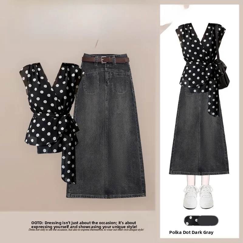 Summer New Gentle Ageless V-neck Polka Dot Top High Waist Denim Skirt Two-piece Set Elegant Fashion Women's Ensemble
Summer New Gentle Ageless V-neck Polka Dot Top High Waist Denim Skirt Two-piece Set Elegant Fashion Women's Ensemble