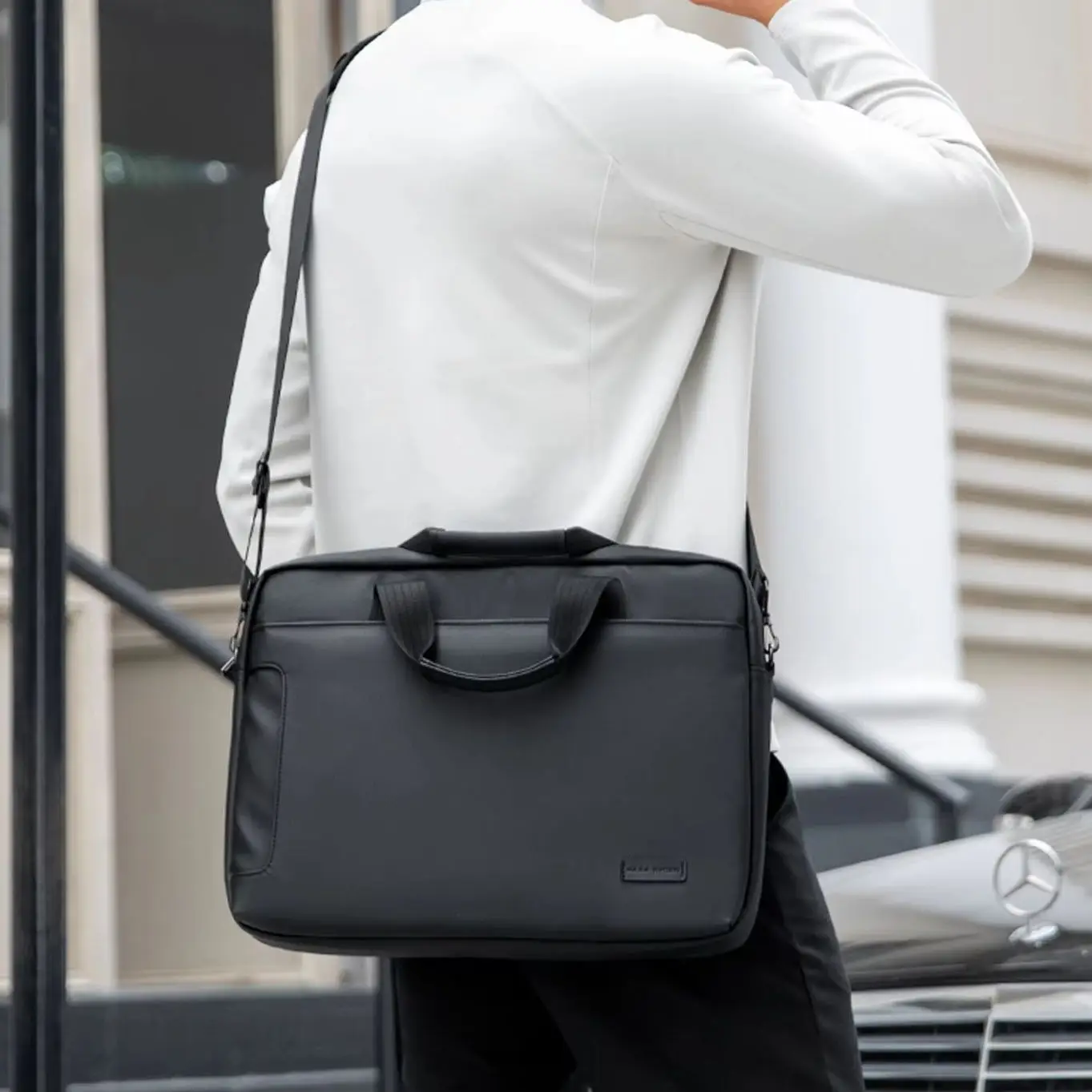 MARK RYDEN Men Business Laptop Briefcase 14/15.6 Inch Oxford Crossbody Handbag 360° Shockproof Water Resistant Office Tote Bag
MARK RYDEN Men Business Laptop Briefcase 14/15.6 Inch Oxford Crossbody Handbag 360° Shockproof Water Resistant Office Tote Bag