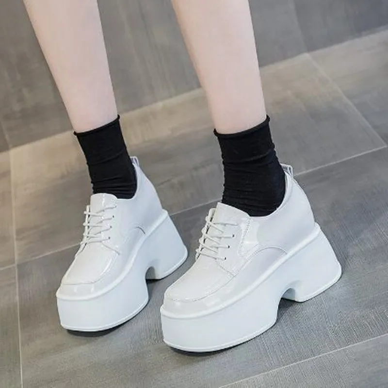 New Natural Cow Genuine Leather Platform Wedge Sneakers Pumps 2026 Summer Autumn Women ROME 11cm Hidden Heels Vulcanize Shoes
New Natural Cow Genuine Leather Platform Wedge Sneakers Pumps 2026 Summer Autumn Women ROME 11cm Hidden Heels Vulcanize Shoes