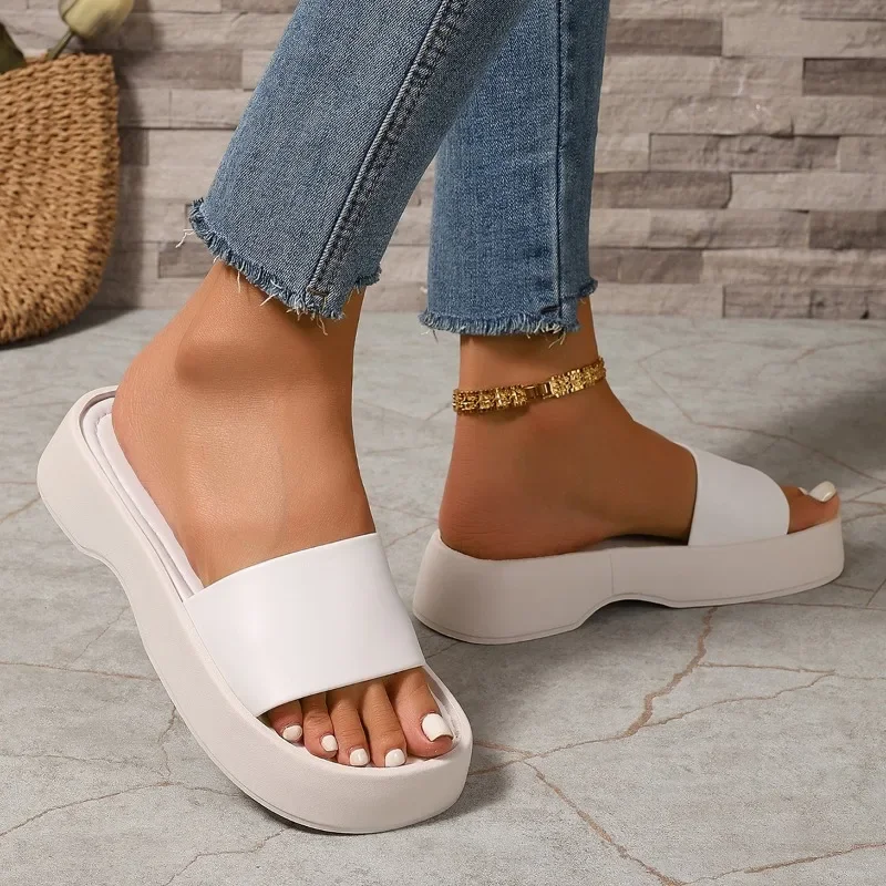 2025 Summer Women's Casual Platform Slippers Outdoor Flat with Sandals for Beach Travel & Daily Use Concise Slippers Zapatos
2025 Summer Women's Casual Platform Slippers Outdoor Flat with Sandals for Beach Travel & Daily Use Concise Slippers Zapatos