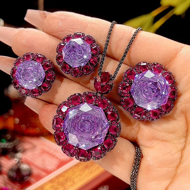Gold-plated jewelry set with high-end colored gemstones, main stone 18-16mm
Gold-plated jewelry set with high-end colored gemstones, main stone 18-16mm