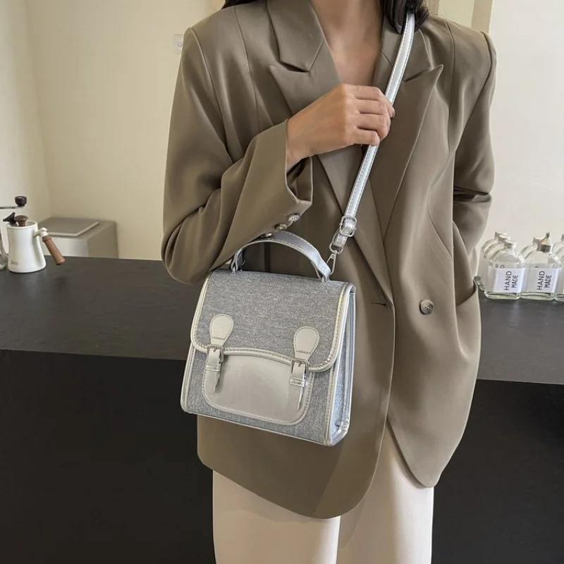 Модная кожаная женская большая сумка, роскошная брендовая классическая элегантная модная дизайнерская повседневная винтажная сумка
Модная кожаная женская большая сумка, роскошная брендовая классическая элегантная модная дизайнерская повседневная винтажная сумка 