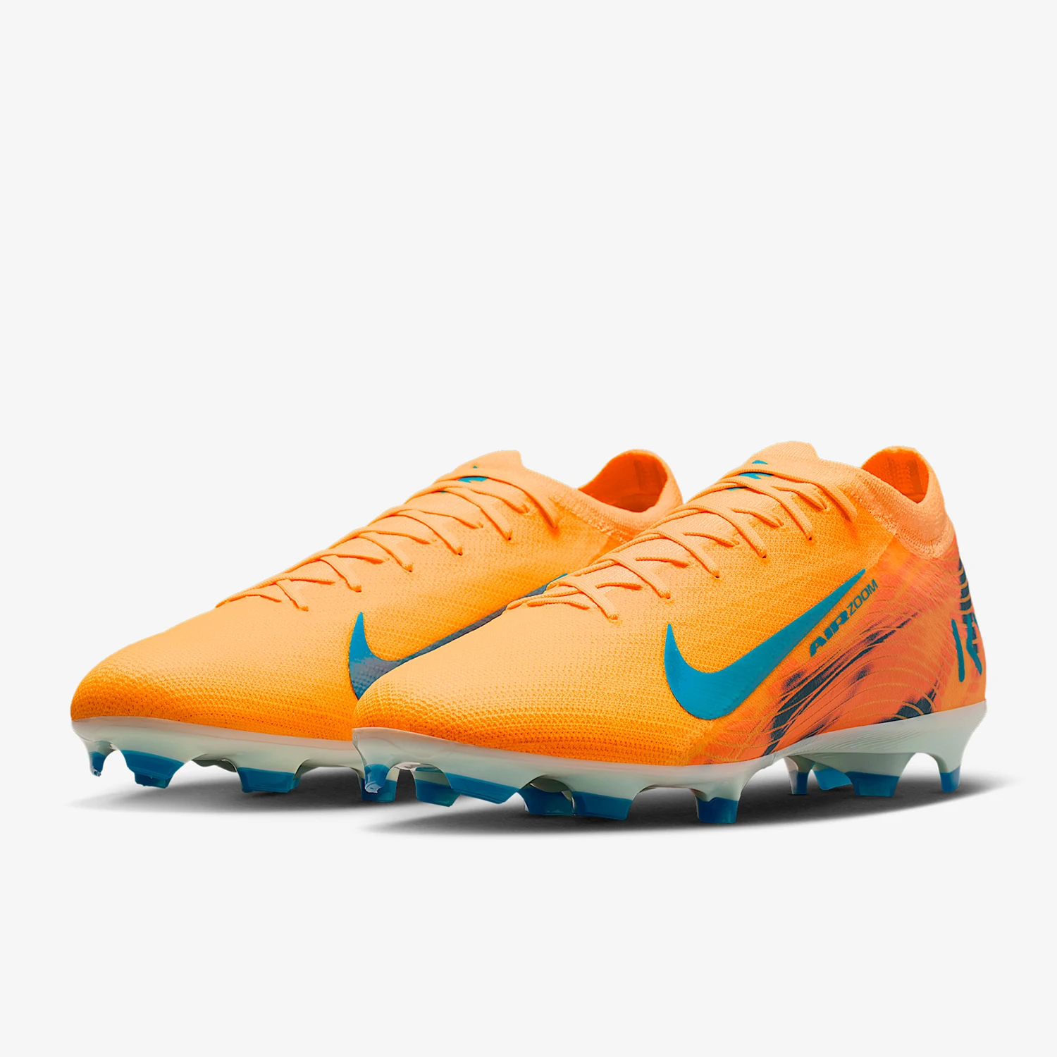 Оригинальные мужские спортивные футбольные бутсы Nike Vapor 16 Pro FG Stud FQ8689-801
Оригинальные мужские спортивные футбольные бутсы Nike Vapor 16 Pro FG Stud FQ8689-801