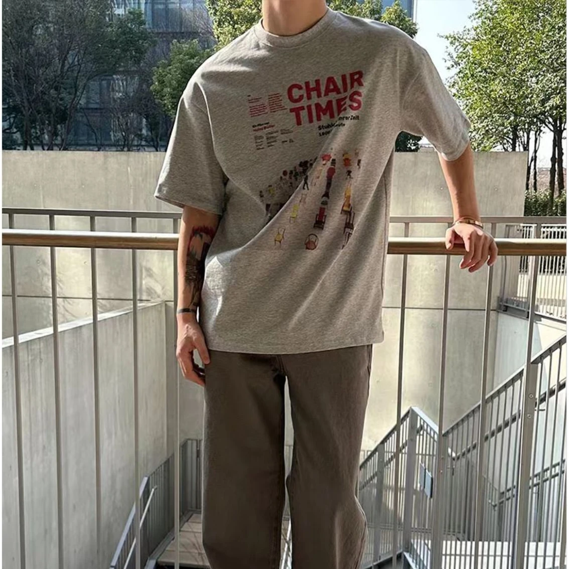 Cotton Korean retro graffiti printed short sleeved T shirt men street y2k personality ins simple casual sports oversized T shirt
Cotton Korean retro graffiti printed short sleeved T shirt men street y2k personality ins simple casual sports oversized T shirt