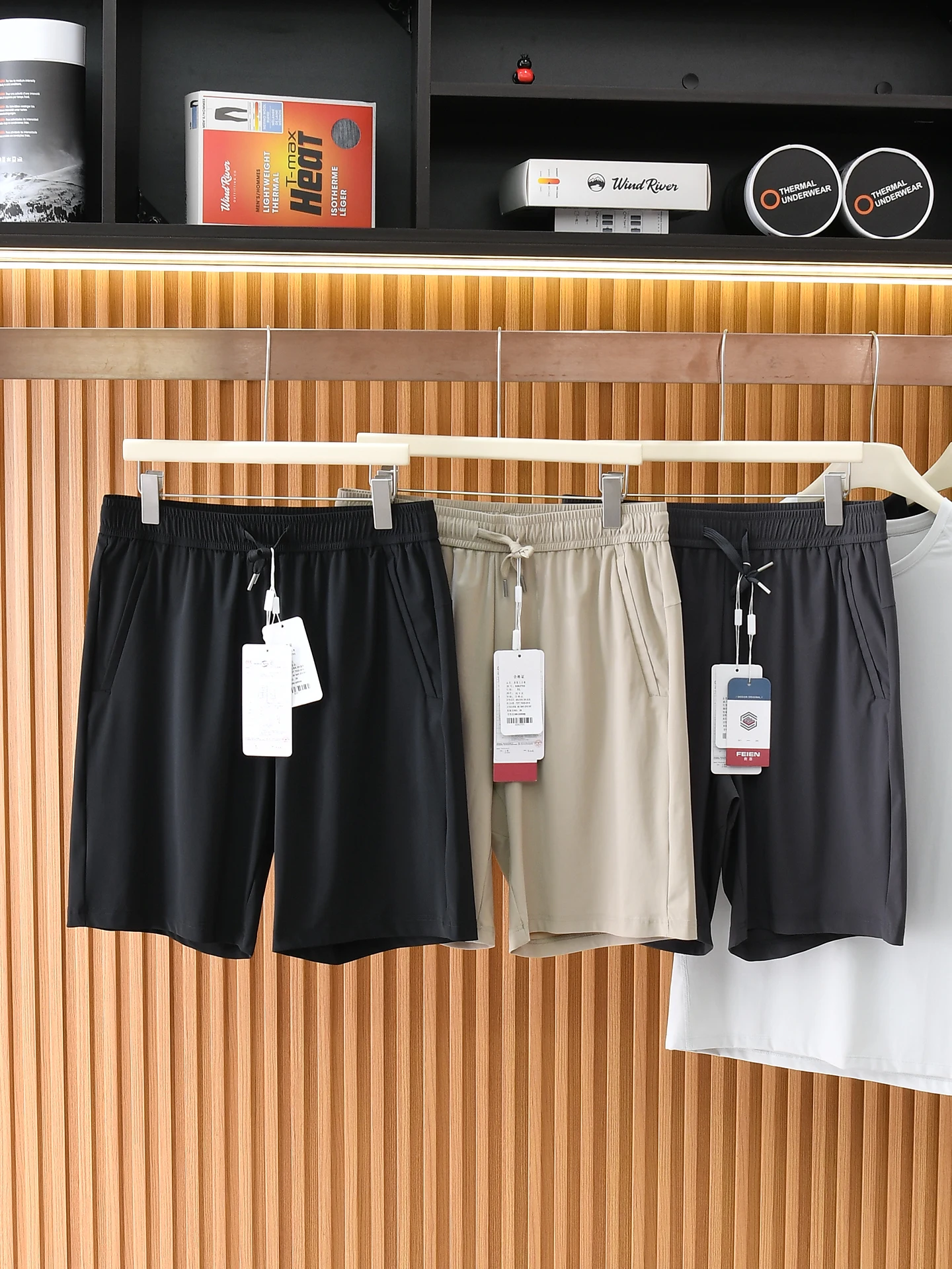 Men's Summer Sportswear Quick Dry 3D Tailored Shorts Breathable Versatile Five-Point Pants Standard Fit Casual Outdoor Style
Men's Summer Sportswear Quick Dry 3D Tailored Shorts Breathable Versatile Five-Point Pants Standard Fit Casual Outdoor Style