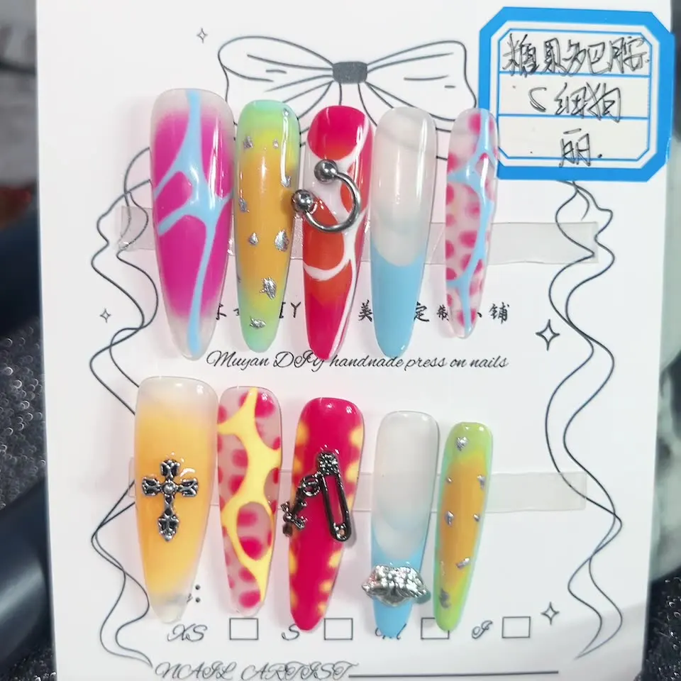 Накладные ногти Candy Dopamine Y2K Baddie, очень длинные, в форме ковчега, с градиентом цвета, серебряной фольгой, звездами, 3D-металлическими элементами, в стиле панк, сверхпрочные
Накладные ногти Candy Dopamine Y2K Baddie, очень длинные, в форме ковчега, с градиентом цвета, серебряной фольгой, звездами, 3D-металлическими элементами, в стиле панк, сверхпрочные