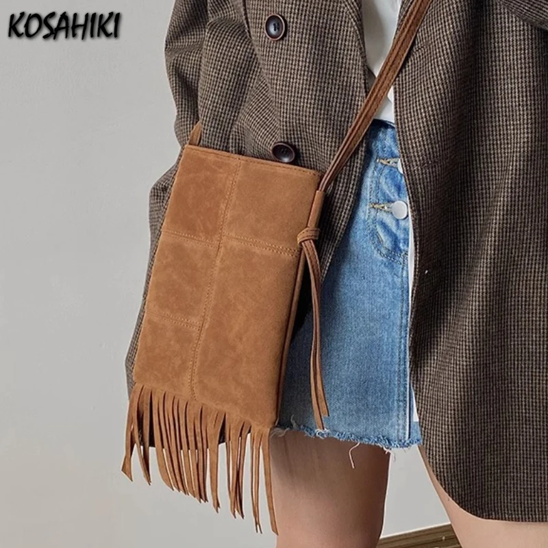 Korean Vintage Simple Tassel Shoulder Bag Streetwear Casual All Match Handbags Trendy Y2k Aesthetic Women Frosted Crossbody Bags
Korean Vintage Simple Tassel Shoulder Bag Streetwear Casual All Match Handbags Trendy Y2k Aesthetic Women Frosted Crossbody Bags