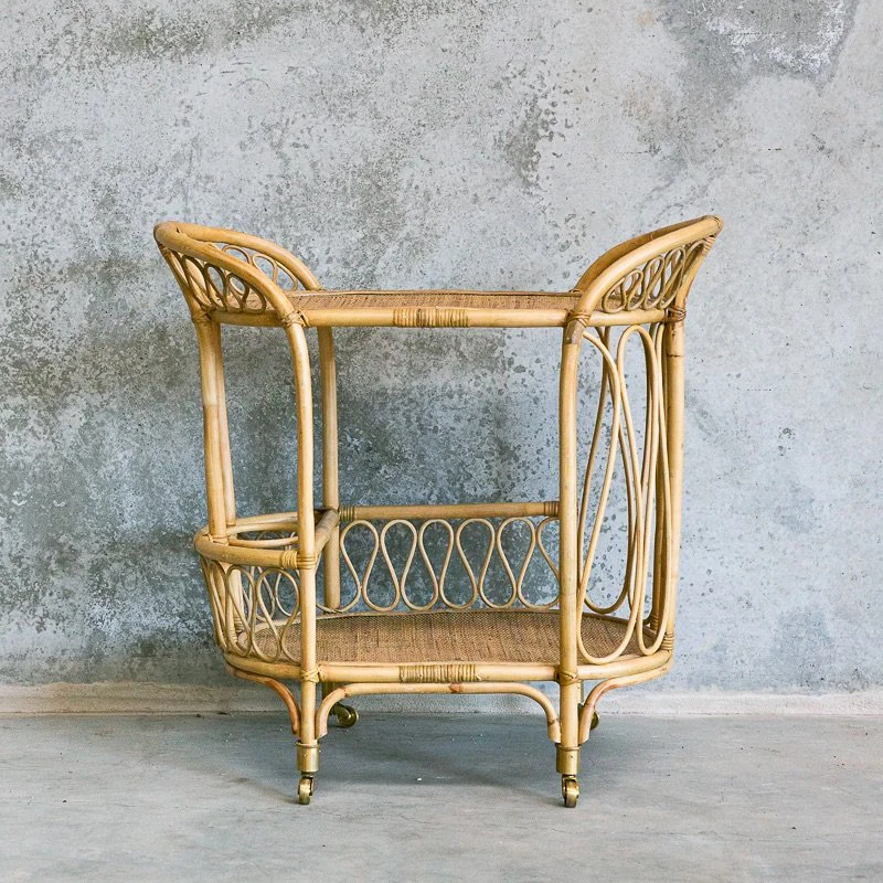 Natural Rattan Bar Carts from Vietnam Nice Design Hotel Trolley Kitchen Dining Living Room Home Bar Restaurant Use
Natural Rattan Bar Carts from Vietnam Nice Design Hotel Trolley Kitchen Dining Living Room Home Bar Restaurant Use