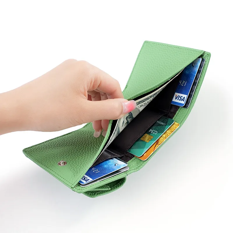 Женский кошелек из натуральной кожи, мини-кошелек для монет с защитой RFID, короткий кошелек
Женский кошелек из натуральной кожи, мини-кошелек для монет с защитой RFID, короткий кошелек