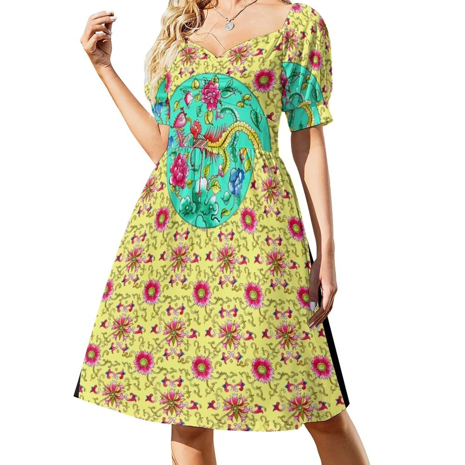 Peranakan Pattern: Emerald Short-Sleeved Dress women long dresses party dress women elegant luxury
Peranakan Pattern: Emerald Short-Sleeved Dress women long dresses party dress women elegant luxury
