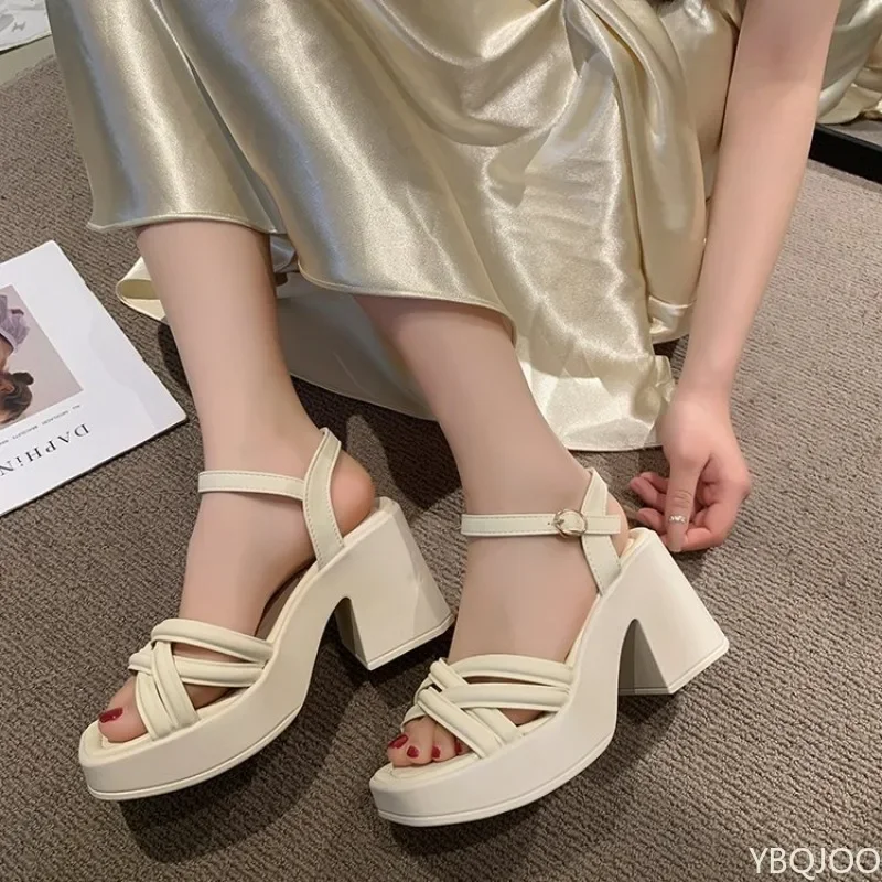 Thick Soled Thick High-heeled Buckle Fish Mouth Sandals for Women's New Style Worn on The Beach with Skirts and Sandals 2026
Thick Soled Thick High-heeled Buckle Fish Mouth Sandals for Women's New Style Worn on The Beach with Skirts and Sandals 2026