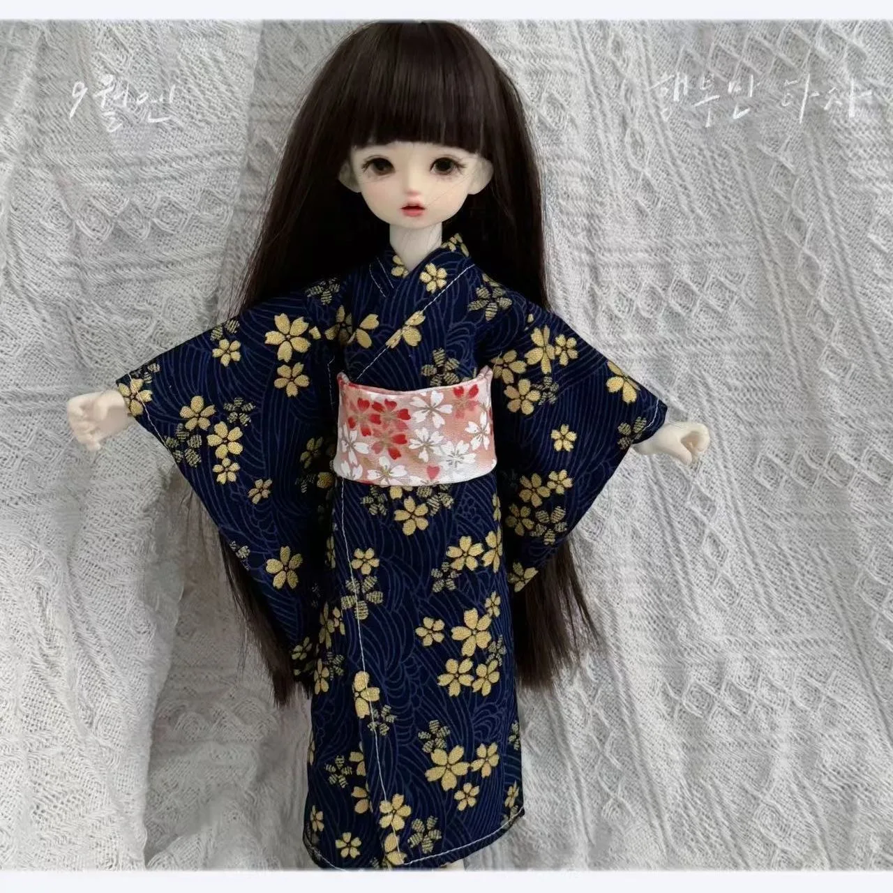 Doll Accessories Japanese Kimono Dress 1/6 BJD Doll Clothes Free Shipping
Doll Accessories Japanese Kimono Dress 1/6 BJD Doll Clothes Free Shipping
