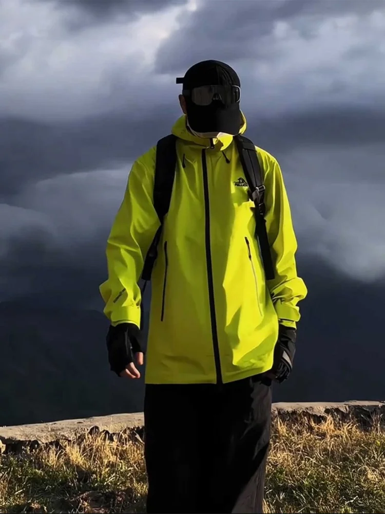 Мужская уличная куртка Softshell: водонепроницаемая, дышащая, для осени и зимы, для велоспорта, свободного кроя, модная, серия Mountain
Мужская уличная куртка Softshell: водонепроницаемая, дышащая, для осени и зимы, для велоспорта, свободного кроя, модная, серия Mountain