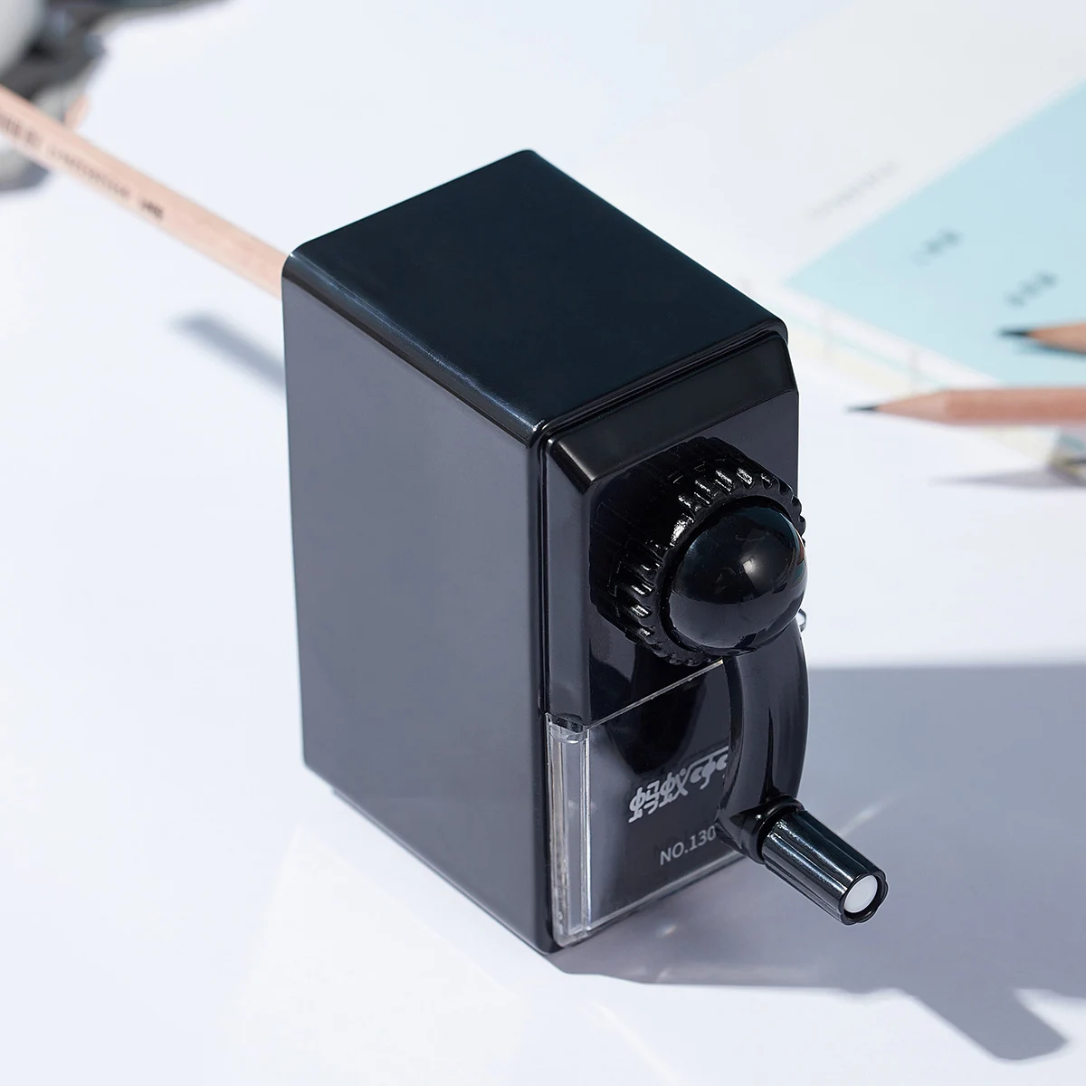 Office Pencil Sharpener Simple Pencil Sharpener Stationery Automatic Pencil Sharpener
Office Pencil Sharpener Simple Pencil Sharpener Stationery Automatic Pencil Sharpener