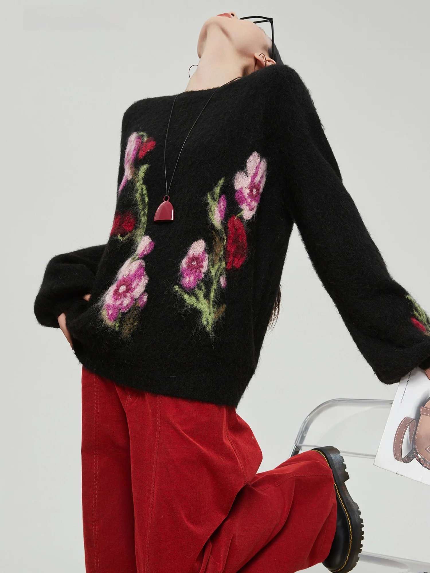 Thiened Fluffy Knitted Sweater Women's Loose Comfortable Soft Warm Winter Faion Vintage Flower Tassel Long Sve Top
Thiened Fluffy Knitted Sweater Women's Loose Comfortable Soft Warm Winter Faion Vintage Flower Tassel Long Sve Top