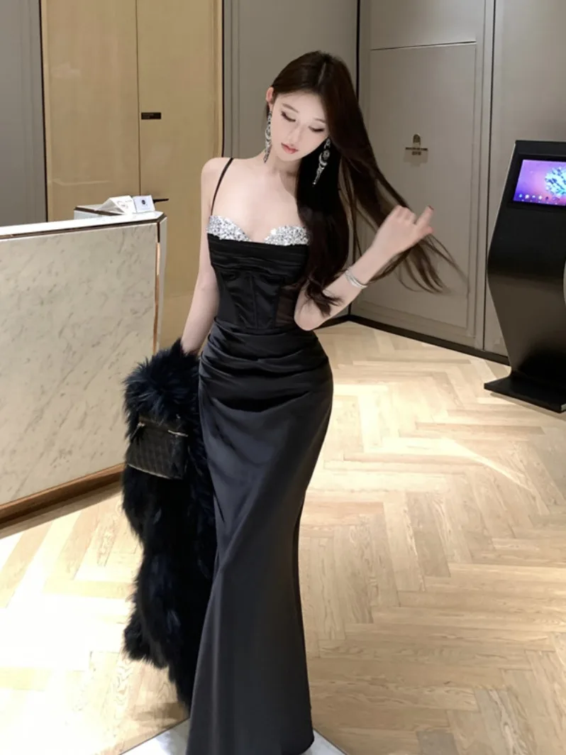 Sexy Chic Shoulder Bared Tube Dress Women's High Waist Long Black Dress Fashionable Trendy Dress Summer Season Sleeveless
Sexy Chic Shoulder Bared Tube Dress Women's High Waist Long Black Dress Fashionable Trendy Dress Summer Season Sleeveless
