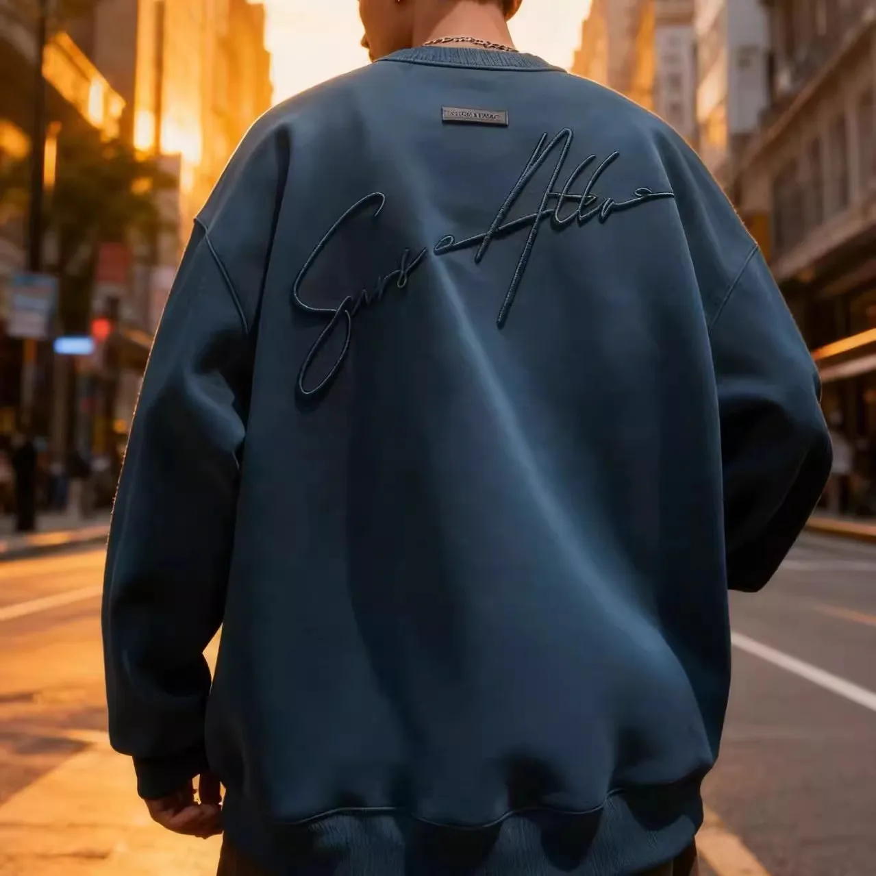 Men's Oversized 300 Pounds American Retro Embroidered Letter Sweatshirt Spring Autumn Casual Versatile Top Coat Polyester Fiber
Men's Oversized 300 Pounds American Retro Embroidered Letter Sweatshirt Spring Autumn Casual Versatile Top Coat Polyester Fiber