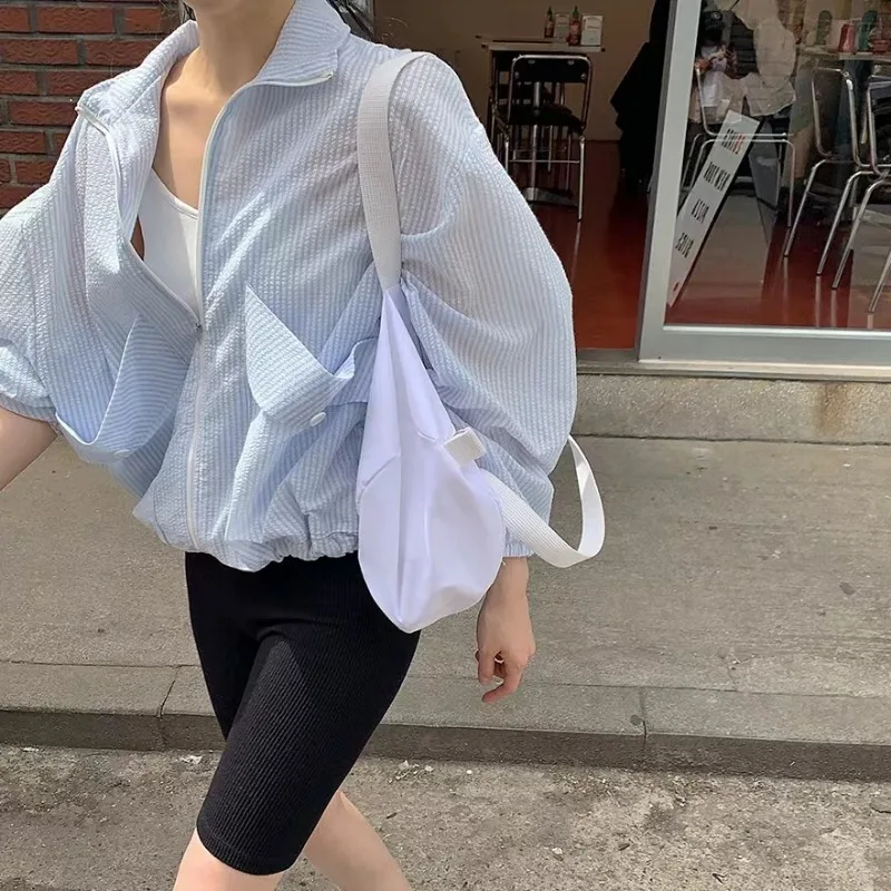 Chic Lightweight Breathable Casual Loose Women's Summer New Sle Stripe Patterned ort Outerwear Sun Protection irt
Chic Lightweight Breathable Casual Loose Women's Summer New Sle Stripe Patterned ort Outerwear Sun Protection irt