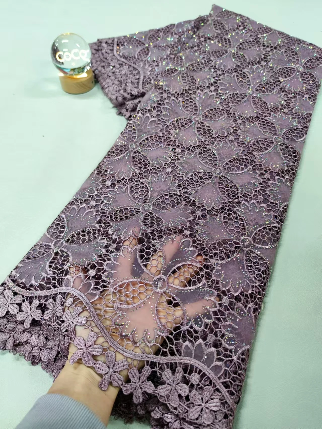 2025 African Nigerian High-Quality Embroidery Lace Fabric French Tulle Sequins Organza 5 Yards for Wedding Party Dresses XL059
2025 African Nigerian High-Quality Embroidery Lace Fabric French Tulle Sequins Organza 5 Yards for Wedding Party Dresses XL059