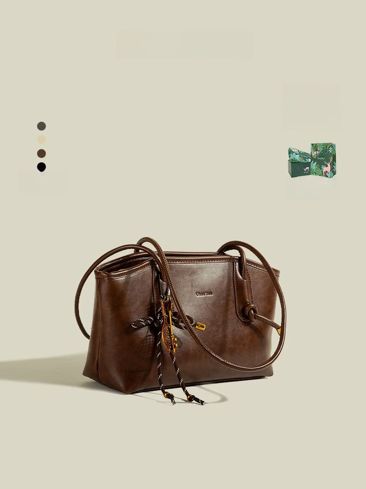MuziKai Large Capacity Soft Leather Shoulder Bag Women's 2026 Spring Summer New Style Retro Commuter Tote Bag
MuziKai Large Capacity Soft Leather Shoulder Bag Women's 2026 Spring Summer New Style Retro Commuter Tote Bag