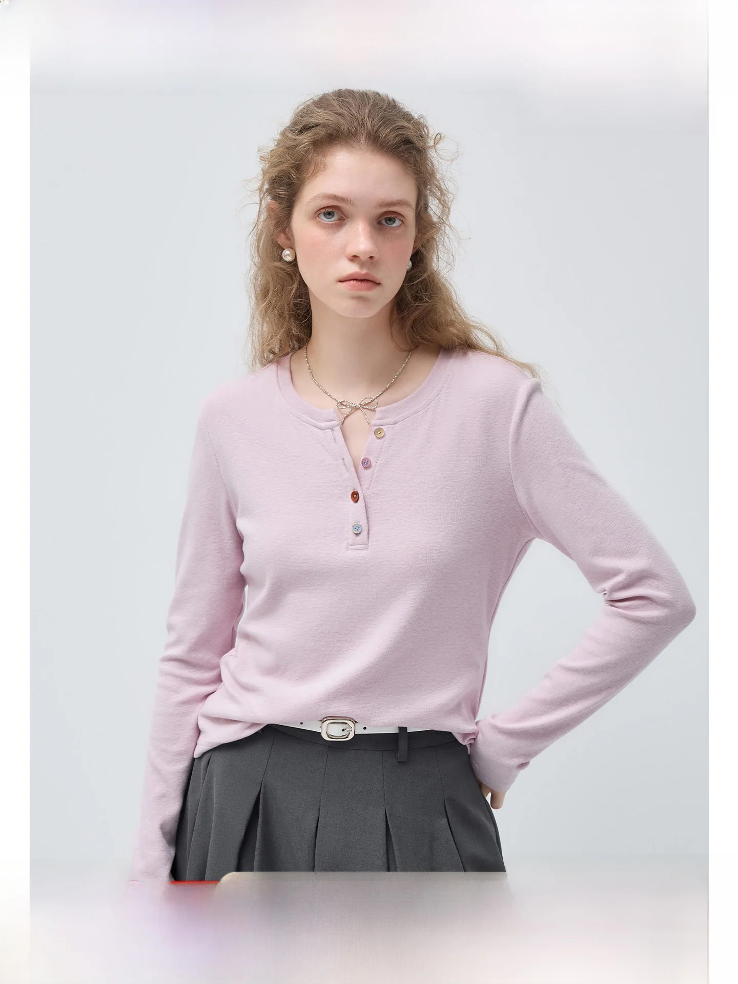 VEGA CHANG Women's Long Sve T-irt f Open Front Versatile Snowflake Pattern Soft Korean Sle Straight Cut Spring 2026
VEGA CHANG Women's Long Sve T-irt f Open Front Versatile Snowflake Pattern Soft Korean Sle Straight Cut Spring 2026