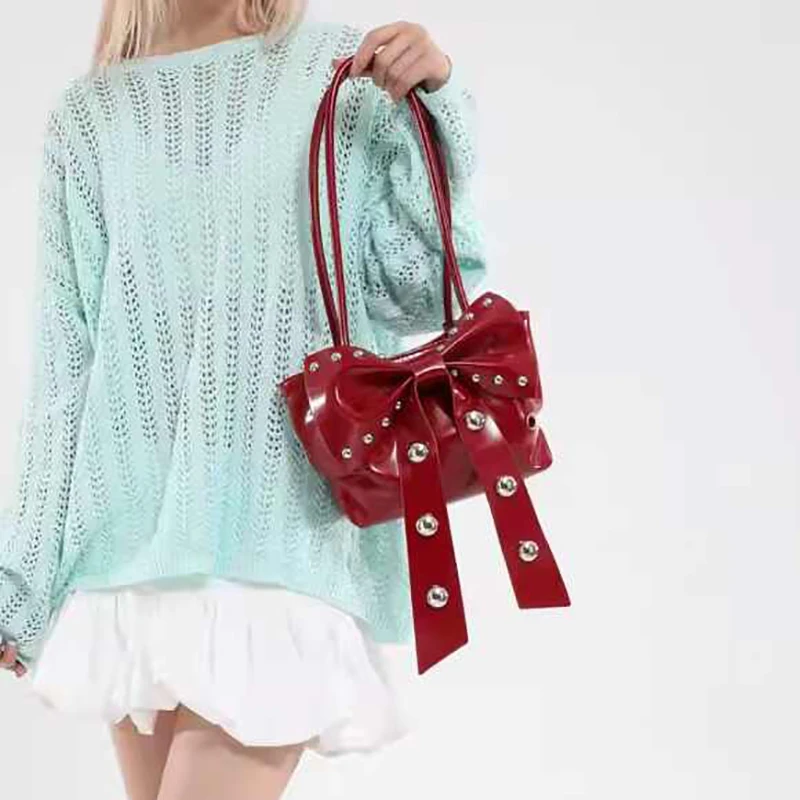 Y2k Hot Girls Style Rivet Bow Underarm Bag Women New Versatile Street Show Chic One Shoulder Bags Fashion Niche Handbags
Y2k Hot Girls Style Rivet Bow Underarm Bag Women New Versatile Street Show Chic One Shoulder Bags Fashion Niche Handbags