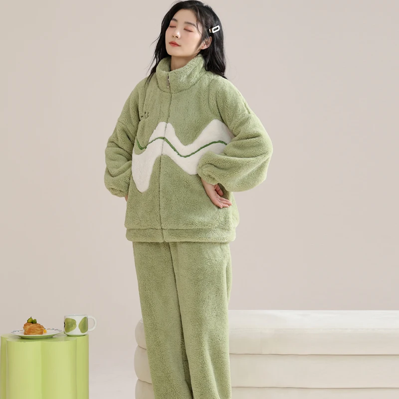 Pajama Sets Unisex Satin Women Rayon Fall Long Sleeve Cropped Pants Moisture Wicking Light Versatile Casual Ladies Sleep Quilted
Pajama Sets Unisex Satin Women Rayon Fall Long Sleeve Cropped Pants Moisture Wicking Light Versatile Casual Ladies Sleep Quilted