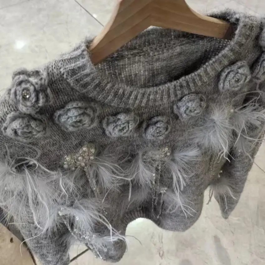 Высококачественный мягкий свитер из натуральной шерсти и кашемира с кисточками и кристаллами для женщин, осенне-зимняя вязаная верхняя одежда, трикотажные пуловеры
Высококачественный мягкий свитер из натуральной шерсти и кашемира с кисточками и кристаллами для женщин, осенне-зимняя вязаная верхняя одежда, трикотажные пуловеры