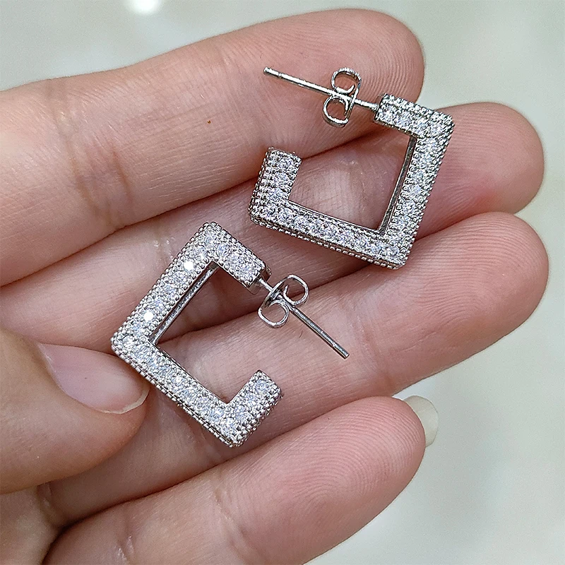 17mm hollow square shape S925 silver earrings ear stud D vvs white moissanite stone Earring earrings for jewelry woman gift
17mm hollow square shape S925 silver earrings ear stud D vvs white moissanite stone Earring earrings for jewelry woman gift