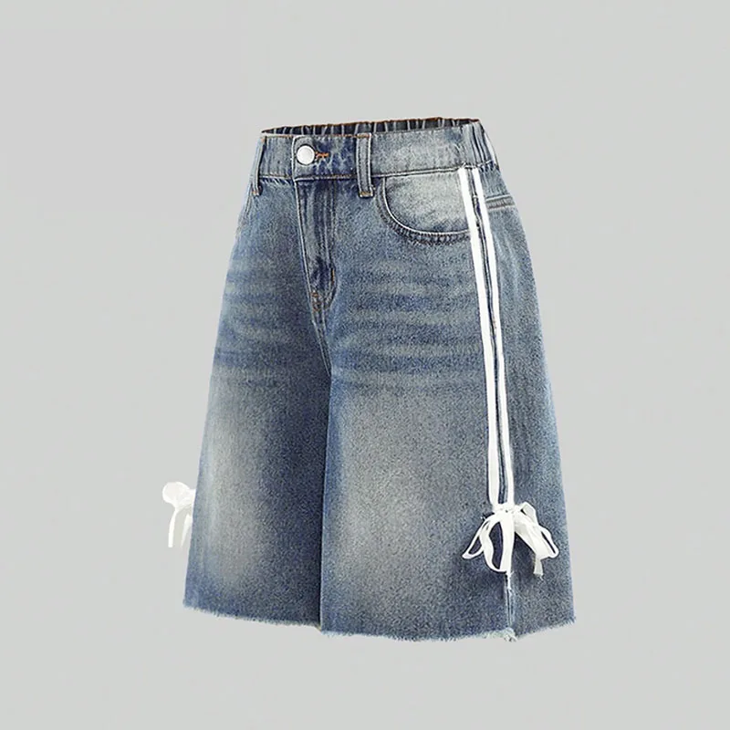 Korean Style Bowknot Decor Women Denim Shorts 2026 New Fashion High Waist Straight Knee-Length Pants Simple Retro Casual Shorts
Korean Style Bowknot Decor Women Denim Shorts 2026 New Fashion High Waist Straight Knee-Length Pants Simple Retro Casual Shorts