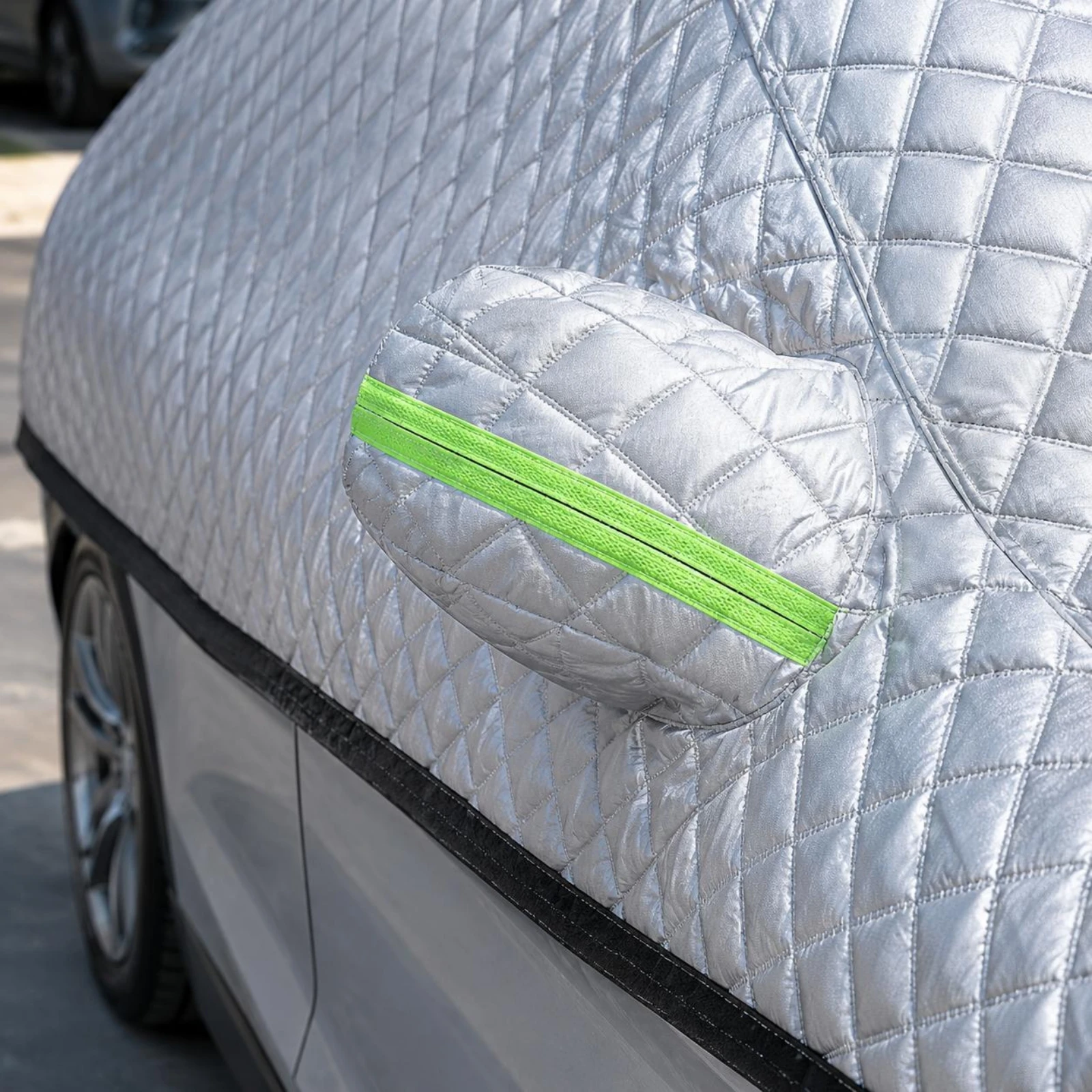 Half-Body Car Cover Quilted Mirror-Cut Car Cover Padded Black Trim
Half-Body Car Cover Quilted Mirror-Cut Car Cover Padded Black Trim