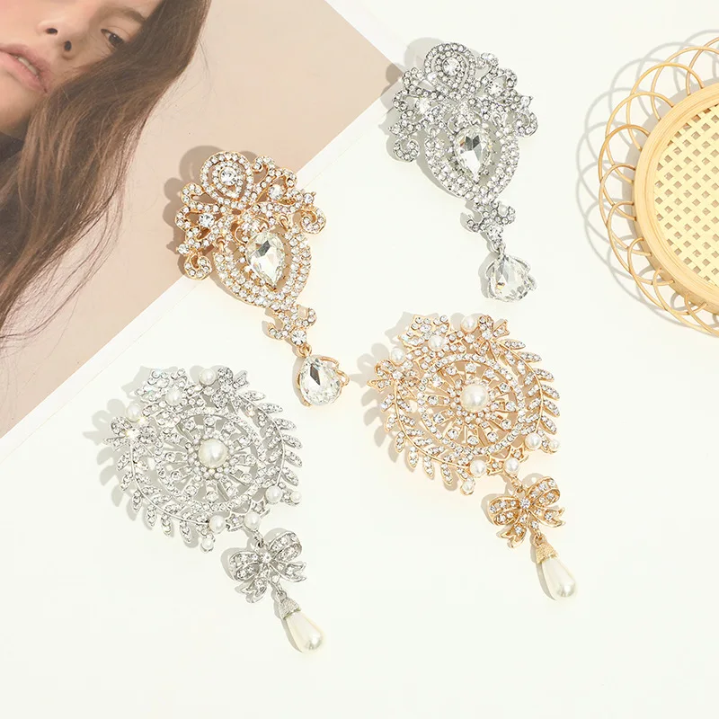 Waterdrop Brooches Luxurious Fashion Domineering CEO Short Drama Female Lead Trendy Alloy Jewelry Accessory Pin Crystal Corsage
Waterdrop Brooches Luxurious Fashion Domineering CEO Short Drama Female Lead Trendy Alloy Jewelry Accessory Pin Crystal Corsage