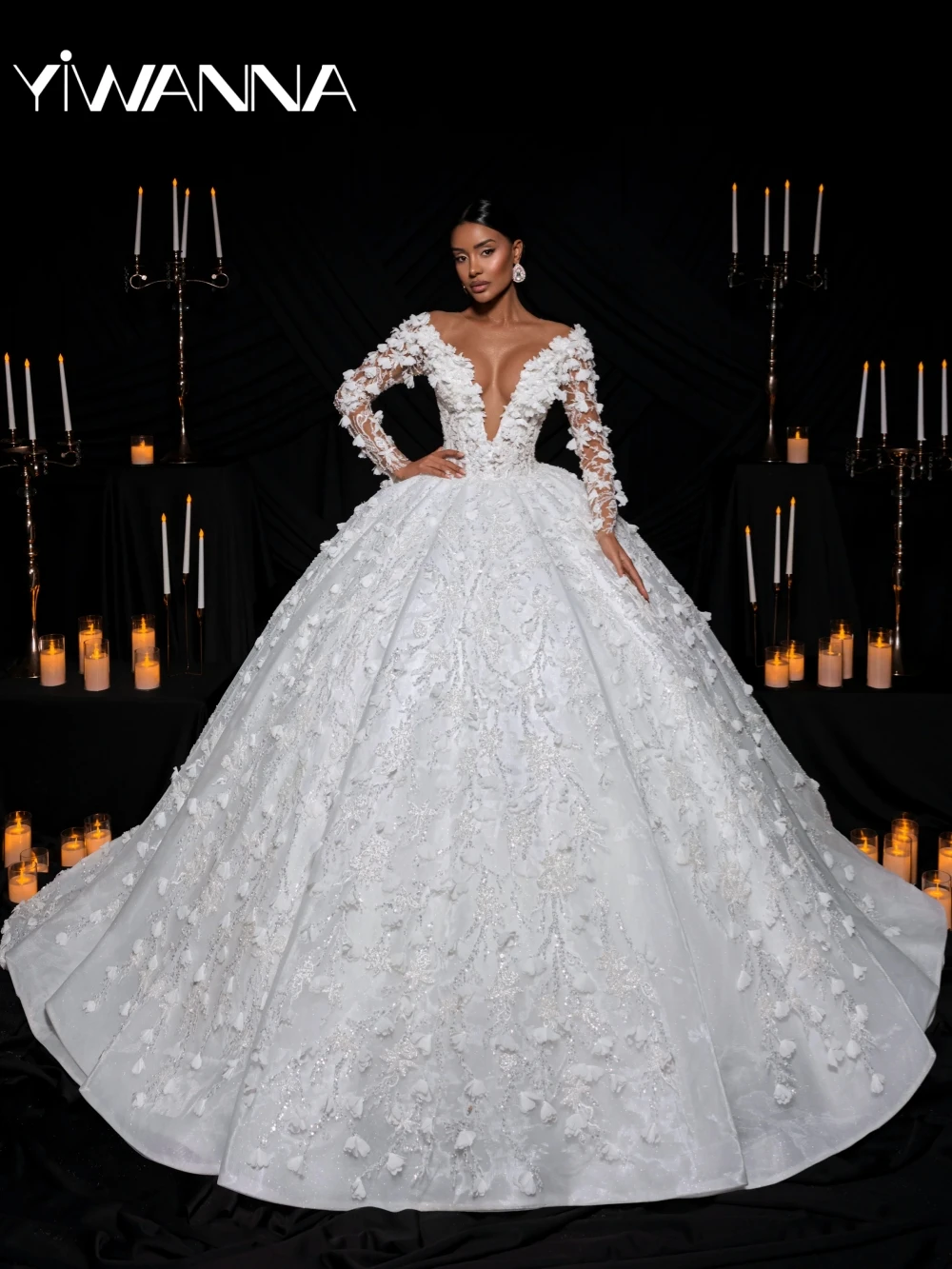 Gorgeous Beaded Lace 3D Flower Princess Long Wedding Dress Sexy Deep V-neck Bridal Gown Customized Dreamy Dresses For Bride
Gorgeous Beaded Lace 3D Flower Princess Long Wedding Dress Sexy Deep V-neck Bridal Gown Customized Dreamy Dresses For Bride