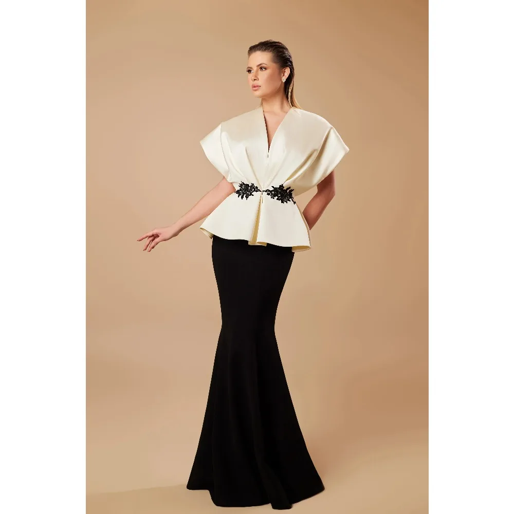 Customized Ivory and Black Mother of Birde Dresses 2026 for Women Wedding Lace Appliques Evening Dress Long Prom Party Gowns
Customized Ivory and Black Mother of Birde Dresses 2026 for Women Wedding Lace Appliques Evening Dress Long Prom Party Gowns