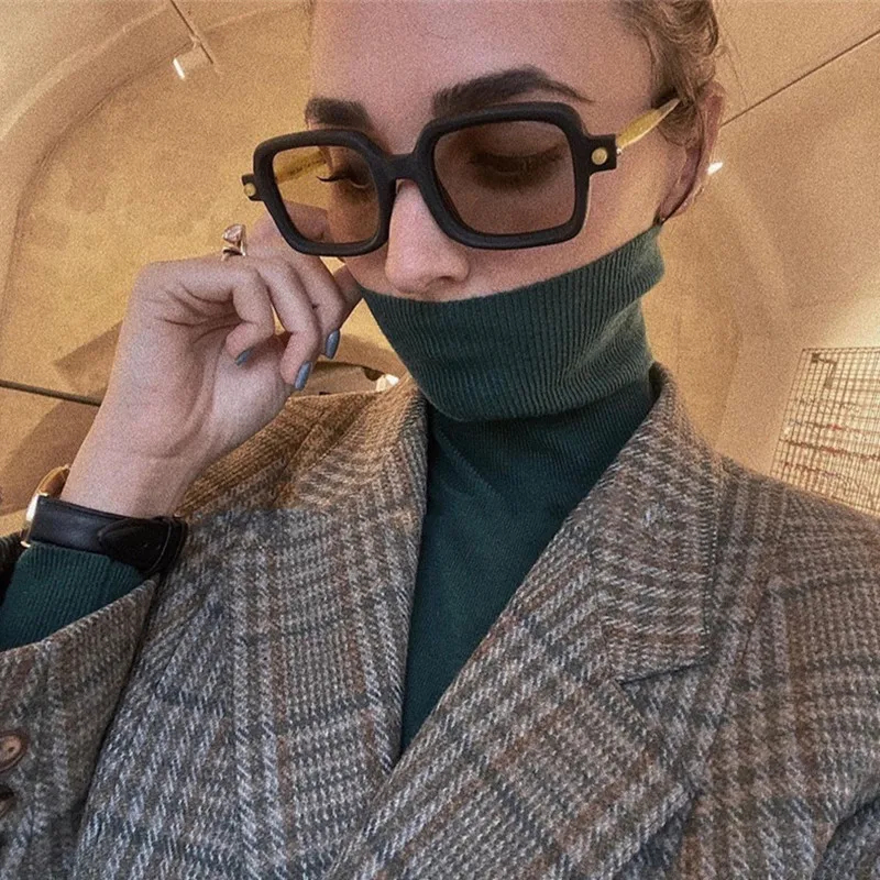 Trendy Square Sunglasses Men Women Personality Design Small Sun Glasses Ladies Fashion Brown Eyewear UV400 Mirror
Trendy Square Sunglasses Men Women Personality Design Small Sun Glasses Ladies Fashion Brown Eyewear UV400 Mirror