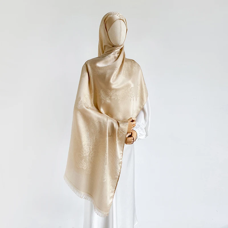 70*180cm Women Hijab Jacquard Scarf Muslim Wrap Ramadan Islam Winter Headscarf Hijabs Shawl Turban Neckerchief
70*180cm Women Hijab Jacquard Scarf Muslim Wrap Ramadan Islam Winter Headscarf Hijabs Shawl Turban Neckerchief