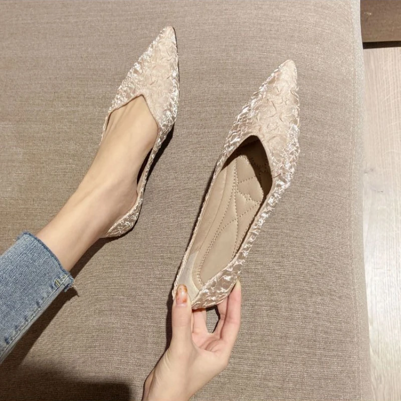 Women's Gentle Pointed Toe Low Cut Flat Pumps 2026 Spring Summer New Simple Work Shoes
Women's Gentle Pointed Toe Low Cut Flat Pumps 2026 Spring Summer New Simple Work Shoes