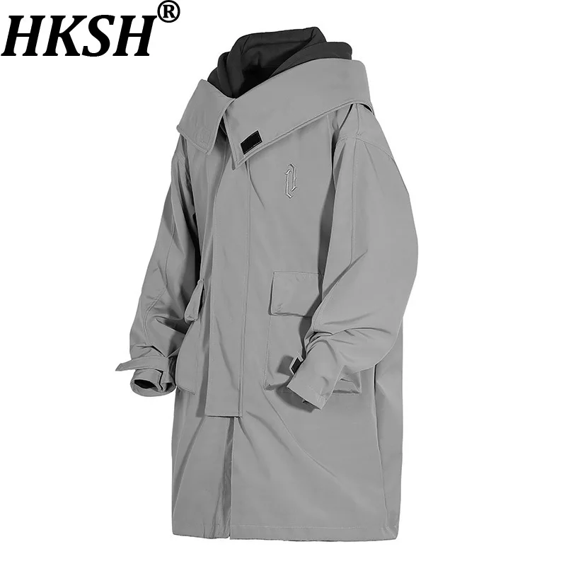HKSH Heavy Windbreaker Spring Autumn New Men Tide Dark Fake Two-Piece Safari Style Patchwork Trench Coats Casual Jackets HK17713
HKSH Heavy Windbreaker Spring Autumn New Men Tide Dark Fake Two-Piece Safari Style Patchwork Trench Coats Casual Jackets HK17713