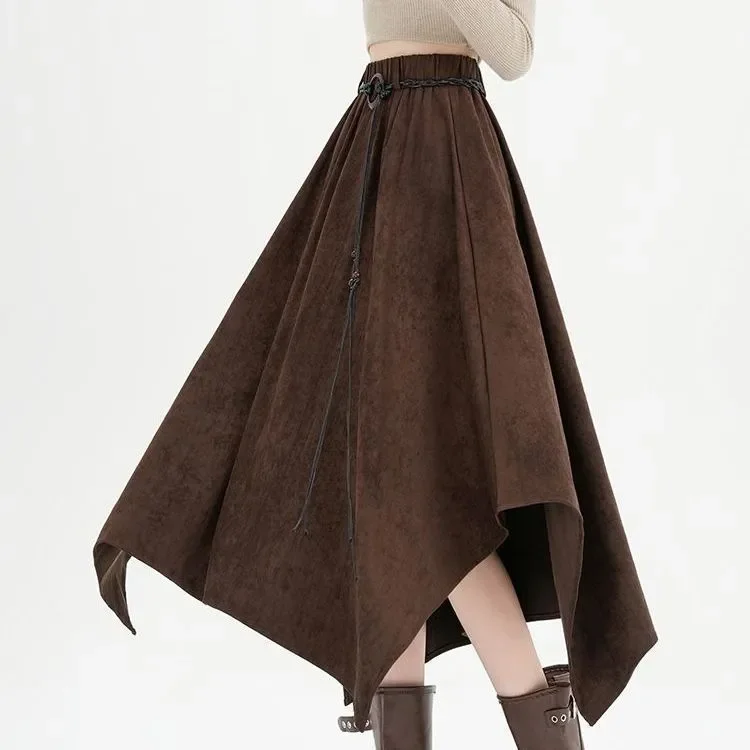 Бархатная юбка нестандартной формы из оленьей кожи в американском стиле ретро для женщин осенью, новая большая юбка-зонтик с рюшами
Бархатная юбка нестандартной формы из оленьей кожи в американском стиле ретро для женщин осенью, новая большая юбка-зонтик с рюшами