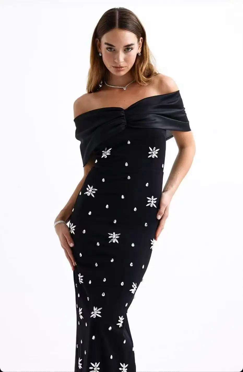 New Black One-Shoulder Handmade Bead Elastic Slim Wrap Dress Casual Toasting Belt Dress V-neck Ankle-length Sleeveless Women's D
New Black One-Shoulder Handmade Bead Elastic Slim Wrap Dress Casual Toasting Belt Dress V-neck Ankle-length Sleeveless Women's D